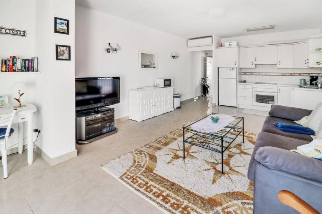 Capistrano Village B, 1 Bedroom + Free Wi-Fi 네르하 외부 사진